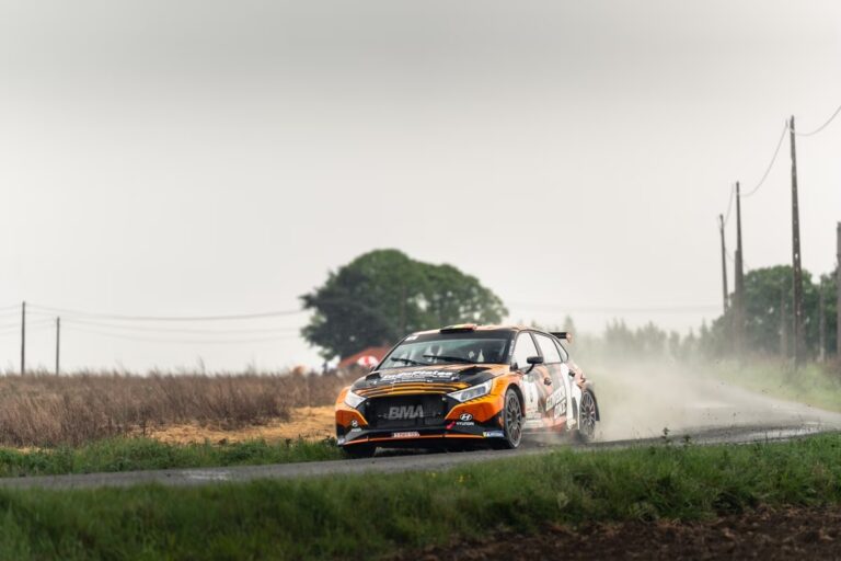 Thomas Martens aan de start in de Hellendoorn Rally